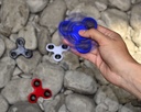 A2436 ANTIESTRES DE PLASTICO SPINNER CLÁSICO