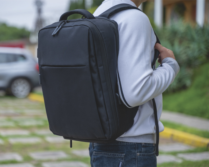 A3030 MOCHILA BACKPACK PORTA LAPTOP NERD