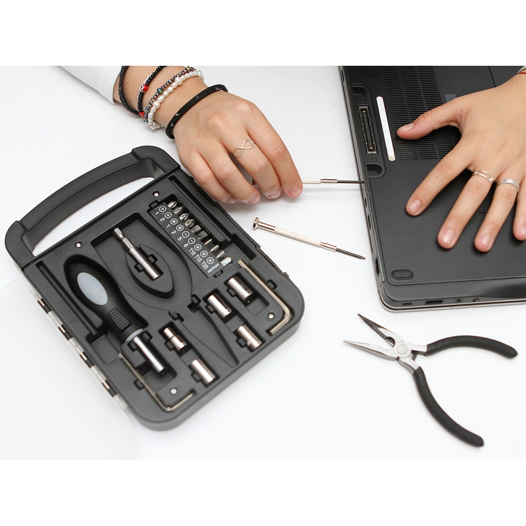 HE-029 SET DE HERRAMIENTAS GUINEA