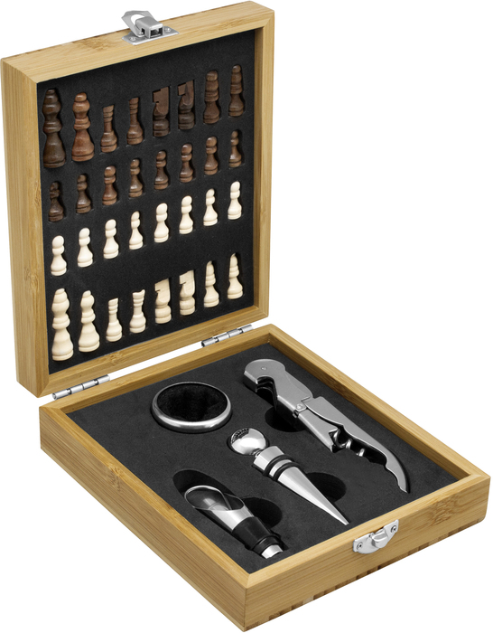 T667 SET DE VINO CON JUEGO DE AJEDREZ "CHESSY"