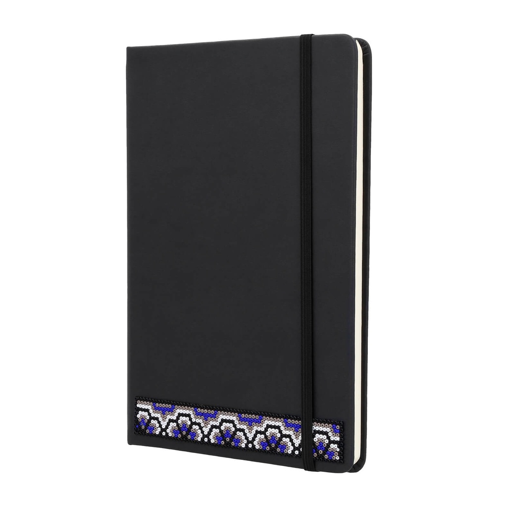 O 006 HUICHOL LIBRETA SABINES, NEGRO